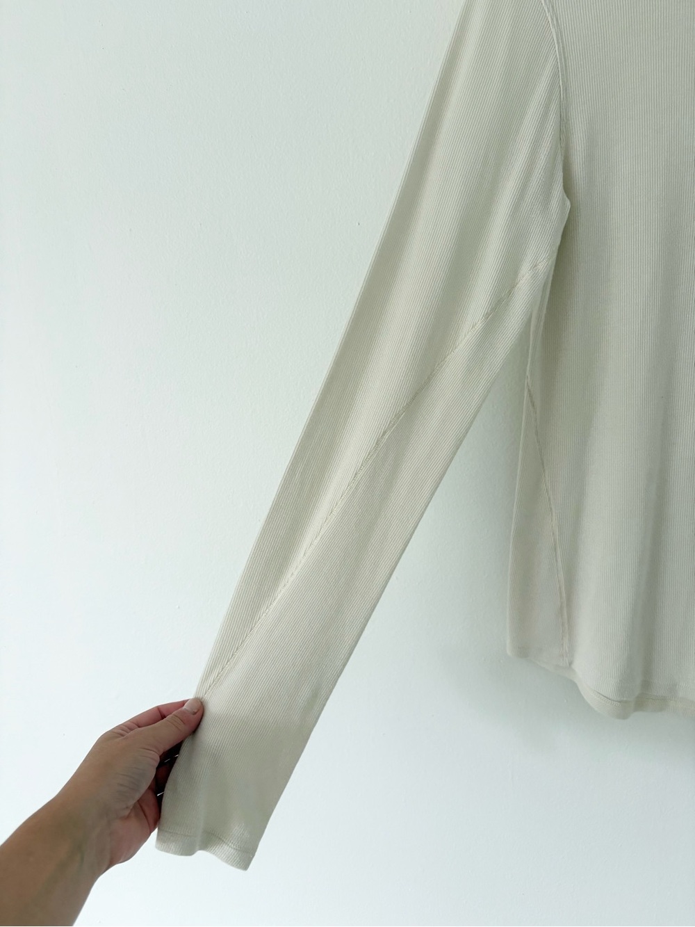 Lululemon Natural Ivory Hold Tight Ribbed Long Sleeve Modal Shirt Size 6 - Picture 7 of 11